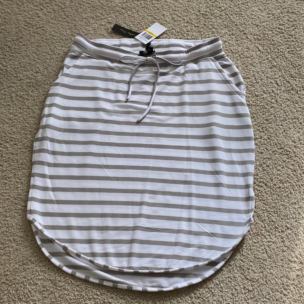 Melissa Paige Gray and White Striped Knit Skirt